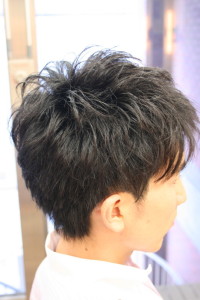 メンズのクリープパーマ　京都　烏丸御池　美容室・美容院 - hair Qril掲載