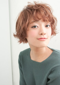 やわらかいカールで触りたくなるボブ - ANTI掲載