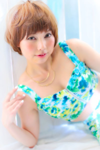 トップふんわり×絶妙顔周りで小顔♪すっきりショート★ - LOREN掲載