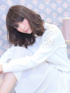 やわらか　ふんわりミディ - La Bless なんばスカイオ《髪質改善/ヘッドスパ/美髪》南海難波駅直結掲載