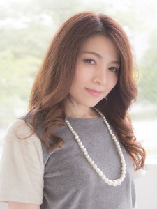  エレガントな雰囲気にツヤカラーをプラスした最旬レイヤー - 美容室　コミュニティサロン と和×美髪　巣鴨店掲載