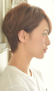 小顔に見えるシースルーバングショートヘア - Keep hair design 自由が丘掲載