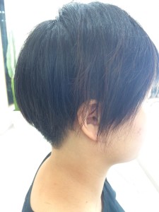 2ブロック デザインカット - Hair VERDE掲載