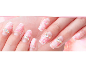 Nail and Eyelash BLUE BEE(ネイルアンドアイラッシュブルービー)