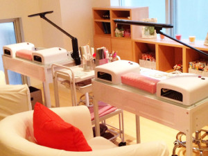 Lulu Nailアンドeyelash ルルネイルアンドアイラッシュ 横浜市港北区 ネイルサロン Sakuria サクリア