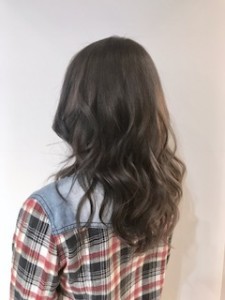 【Lauburu】アッシュグレーマーメイドアッシュエフォート - Lauburu bat.hair 渋谷2号店掲載