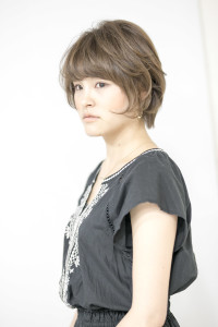 ミセスにオススメ！トップからボリュームがでる大人髪 - Lourdes hair design掲載