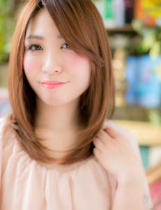 斜めバングのセミディストレート - COVER HAIR & SPA bliss【カバーヘア アンド スパ ブリス】浦和/浦和西口店掲載