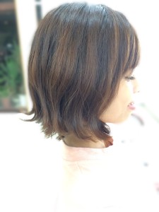 外ハネショートボブ - Hair VERDE掲載
