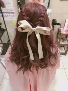 【prize池袋西口】YUKO 簡単ハーフアップアレンジ - prize 池袋【プライズ】池袋西口店掲載