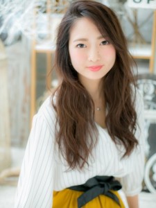 色っぽい♪小顔アシンメトリーのリラックスウェーブ - mod's hair【モッズヘア】上尾/上尾西口店掲載