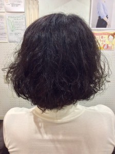 パーマ風のクセを活かしたクシュクシュボブ - Private Hair Salon O'-fa掲載