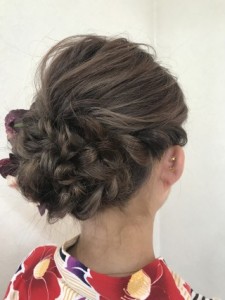 ルーズなヘアセット - alpina 上小塙店掲載
