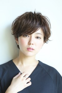 前髪長めのスウィングショート - daLia掲載