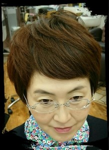 天然ヘナ＋インディゴブレンド天然ヘナのミセス・ショートカット - 美人冠掲載