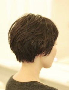 くせ毛風無造作ショート - KIMIDORI掲載
