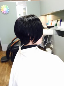 前下がりボブ　ベーシックなヘアスタイルです。 - polish.custom-hair掲載