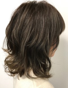 ネイビー系カラー「クールな色合いが大人女性もオススメです！」 - polish.custom-hair掲載