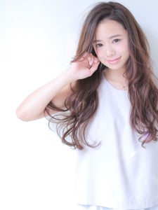 大人可愛いグレージュ×巻き髪デジタルパーマ - LaBless 天王寺 SmartSalon オージュア認定サロン 髪質改善/ヘッドスパ掲載