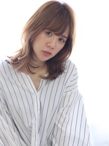 アッシュグレーカール - hair+resort bouquet掲載