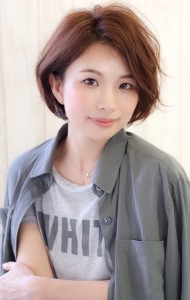 30-40代大人カジュアル×耳かけラフショート - 自由が丘YUAN掲載