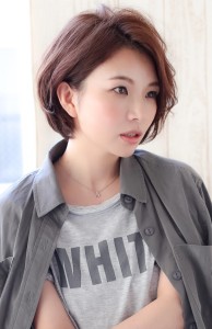 30-40代大人カジュアル×耳かけラフショート - 自由が丘YUAN掲載