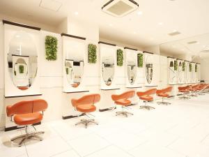 Aube Hair Iris 博多店 オーブヘアアイリス ハカタテン 福岡市博多区 美容室 Sakuria サクリア