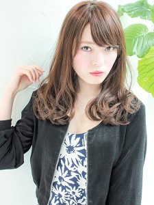大人可愛いワンカールミディ♪ - hair make flencia掲載