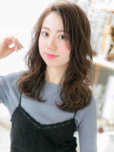 外国人風リラックスウェーブ - mod's hair【モッズヘア】上尾/上尾西口店掲載