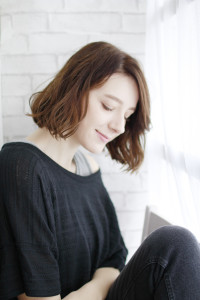 20代・30代・40代　ストールが巻きやすい！愛されボブ - TRAN9UIL safric掲載
