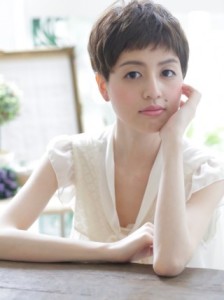 耳かけ☆コンパクトショート  - hair＆spa egerie prime掲載