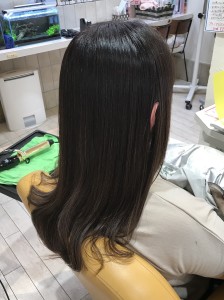 シャンドラ縮毛矯正をかけて3ヶ月後の仕上がり、まだまだ艶々 - PASSION 仙台中山店掲載
