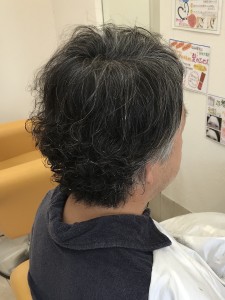 グレイヘアのメンズの方にオススメ大人パーマスタイル - PASSION 仙台中山店掲載