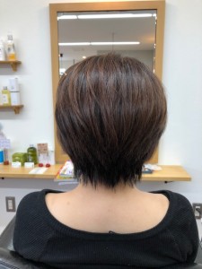 大人ショート×耳下 - hair salon nita掲載