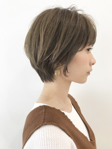 【VIE/つばさ】乾かすだけで決まる、ステキな大人ショート - VIE 青山/表参道掲載