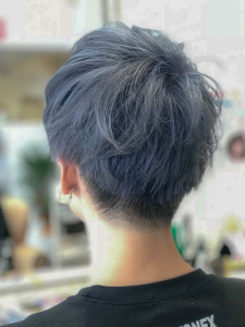 透明感のあるグレーカラー【長岡】【見附】 - Accueillir Pur hair掲載