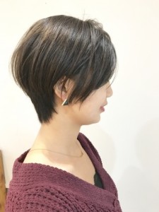 【VIE/つばさ】後頭部にふんわりボリュームのあるショート - VIE 青山/表参道掲載