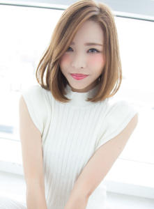 【Reginavita早川】柔らかい質感のプラチナストレート - Reginavita 栄店掲載