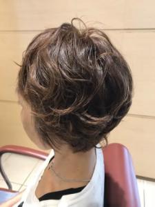 ふんわりパーマのアシメショート - EMU international 春日部本店掲載