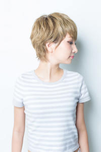 大人可愛い☆耳かけ斜めバングショート - QUALIS 赤塚店掲載