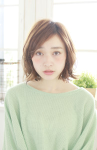 20代・30代・40代　レディルックな揺れミディ - TRAN9UIL safric掲載