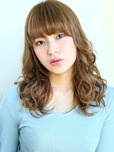 アッシュグレージュのニュアンスカール - hair make flencia掲載