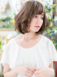 ナチュラルウェーブの前下がりボブ ふわふわボブ - COVER HAIR & SPA bliss 浦和西口店【カバー ヘア アンド スパ ブリス】掲載