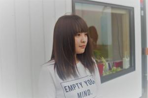 ぱっつん前髪のモードナチュラルヘア - 美容室デジール掲載