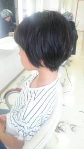 ショートヘアスタイル
