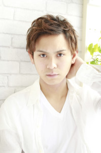 20代・30代・40代　大人ショート・ワイルドアップバング - TRAN9UIL safric掲載