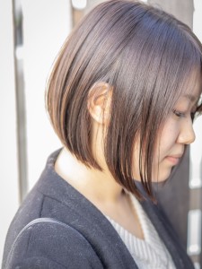 光に透けるパールラベンダーグレージュボブ【CICATA関口】 - CICATA/ShIKA.掲載