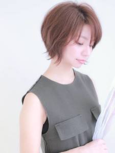 小顔になれる軽やかショート×小顔 - La Bless なんばスカイオ《髪質改善/ヘッドスパ/美髪》南海難波駅直結掲載