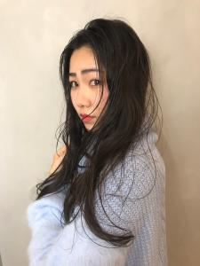 ワンレン センターパート フェザーロング ブルージュ 無造作 - BROCANTE LUXBEブロカントラックスビー立川北口店掲載