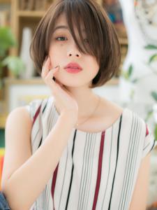 アシンメトリーで色っぽ大人ボブ ふんわりボブ - COVER HAIR bliss 戸田公園西口店掲載
